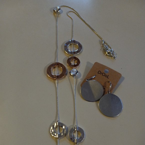 36 " chain silver necklace with silver, white, & rose gold accents & earrings - Picture 2 of 3